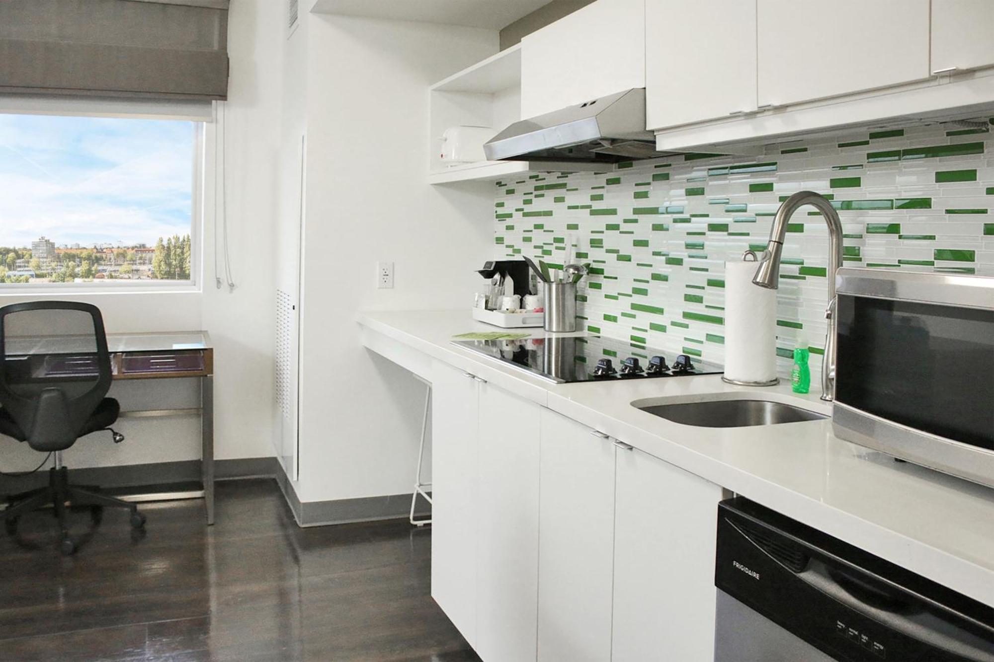 Element Miami Doral Hotel Sweetwater Exterior photo