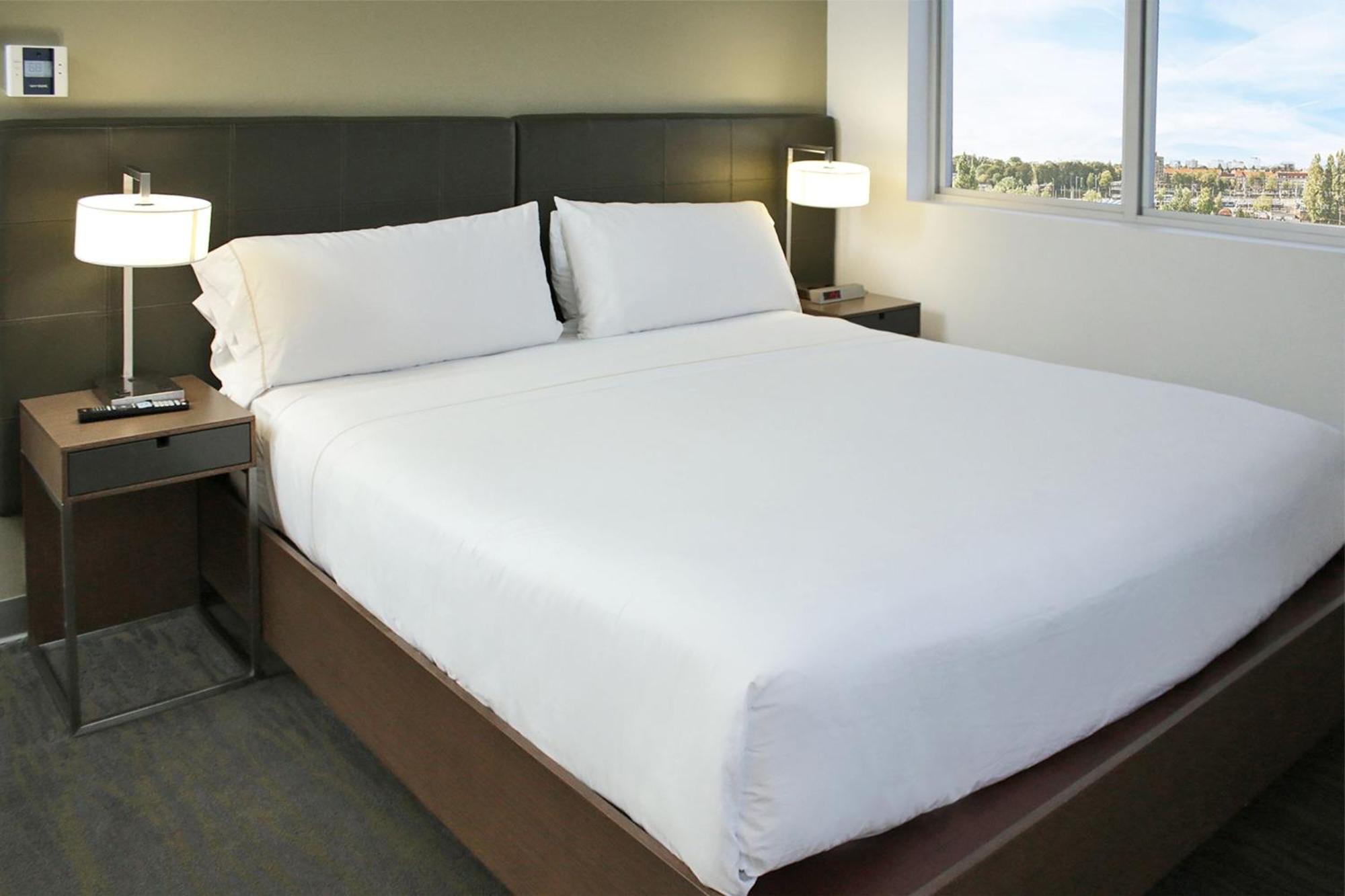Element Miami Doral Hotel Sweetwater Exterior photo
