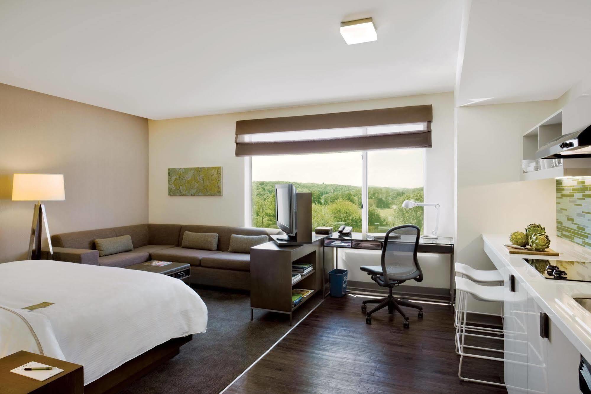 Element Miami Doral Hotel Sweetwater Exterior photo